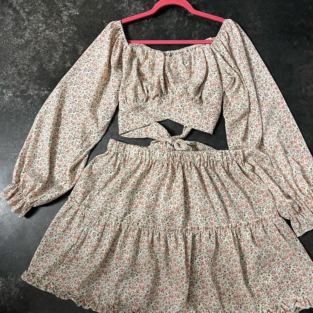 Floral matching set
